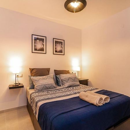 Lovely Cozy 2-Bedroom Residential Home With Patio Benalmadena Ngoại thất bức ảnh