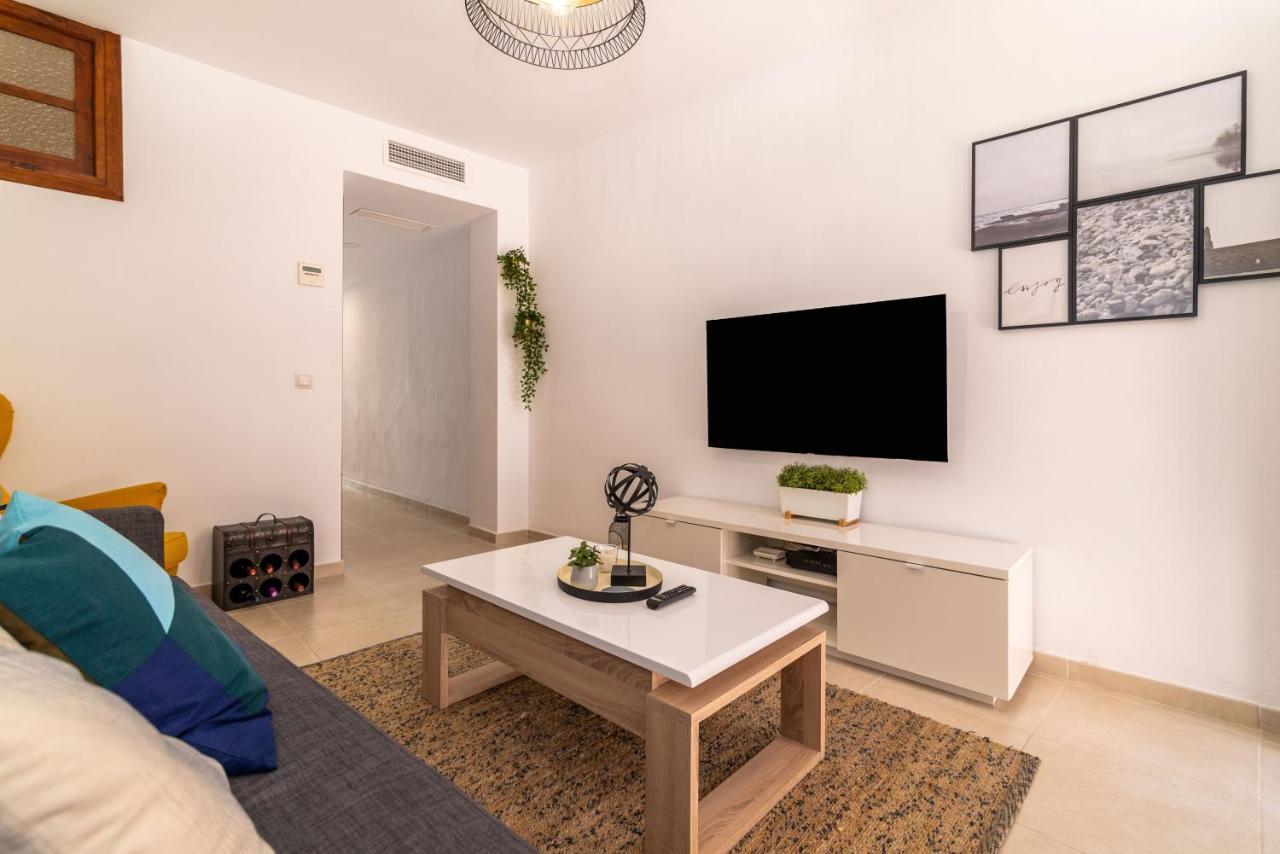 Lovely Cozy 2-Bedroom Residential Home With Patio Benalmadena Ngoại thất bức ảnh