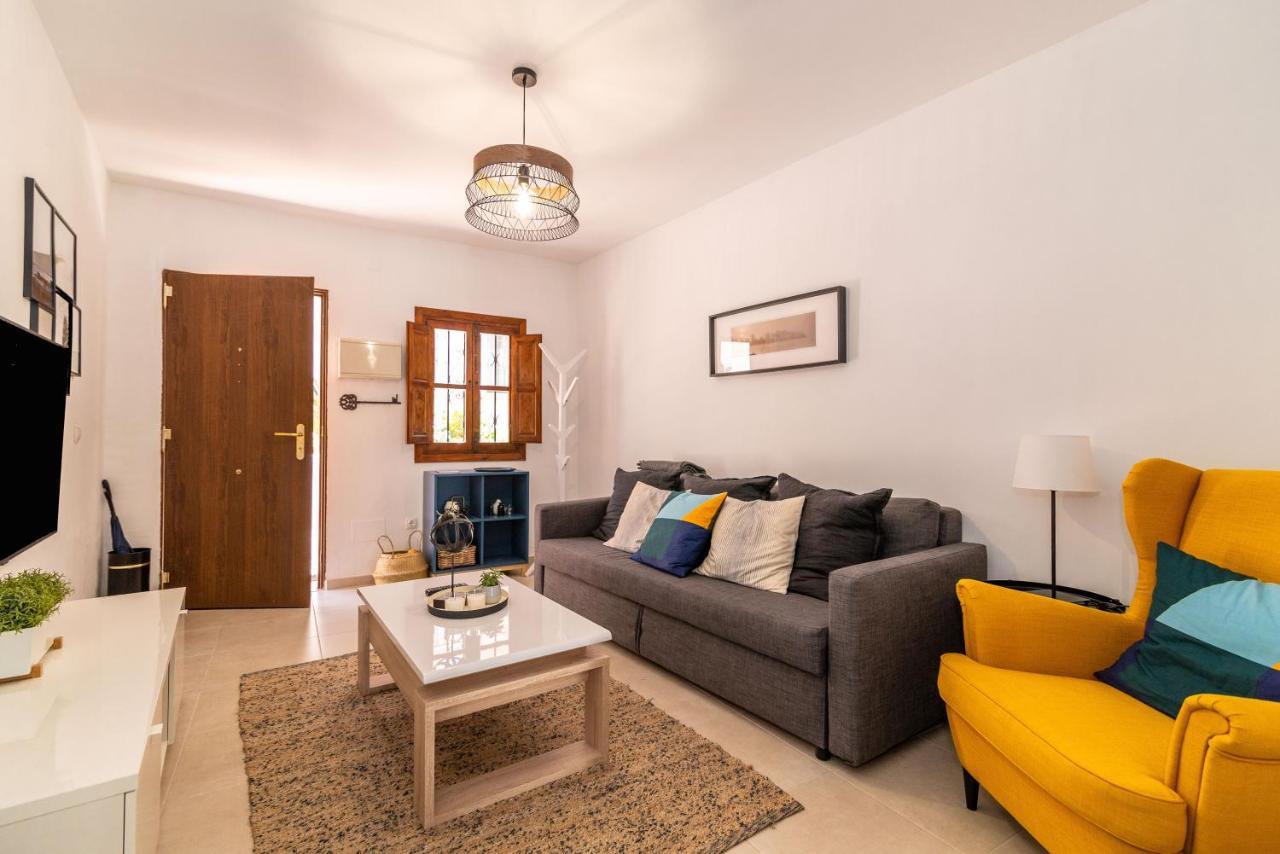 Lovely Cozy 2-Bedroom Residential Home With Patio Benalmadena Ngoại thất bức ảnh